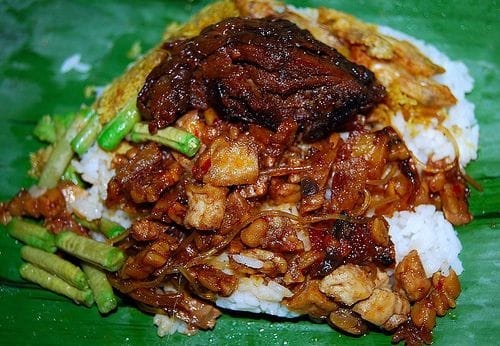 nasi ambeng