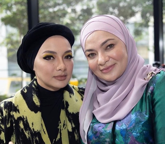 neelofa 105