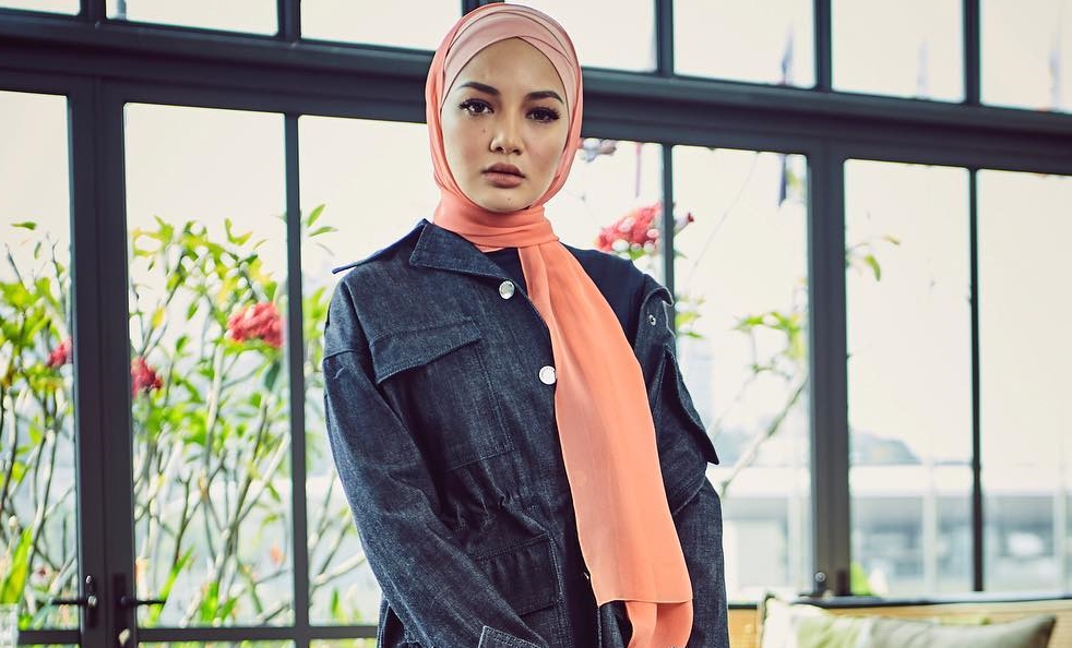 neelofa akhirnya tampil beri respon isu billboard menghinanya 1