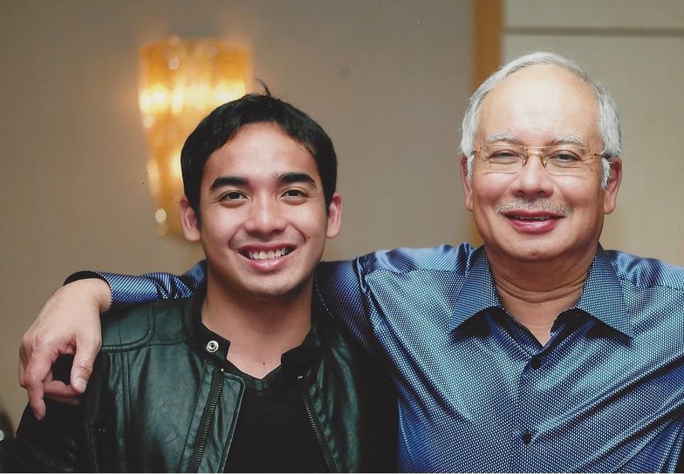 neelofa keluar makan dengan anak pm najib ashman 4