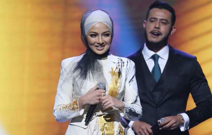 neelofa nyaris terjatuh di anugerah meletop era 2018 sengaja dirancang 1