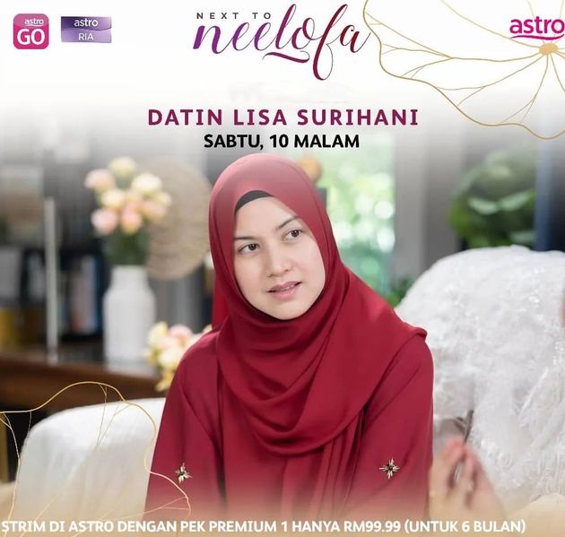 next to neelofa lisa surihani