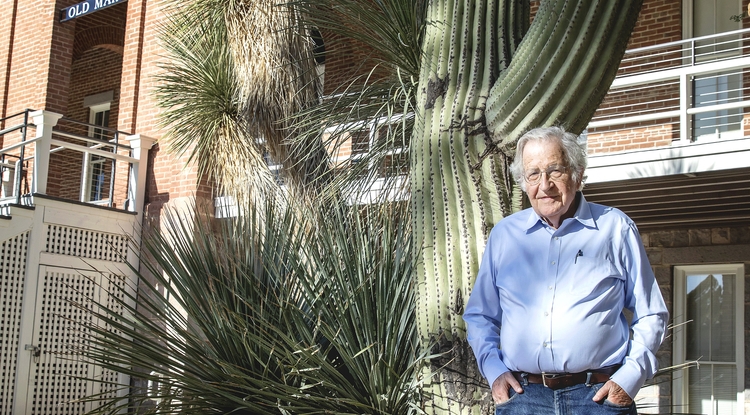 noam chomsky profesor laureate