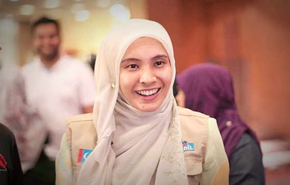 nurul izzah tudung bawal