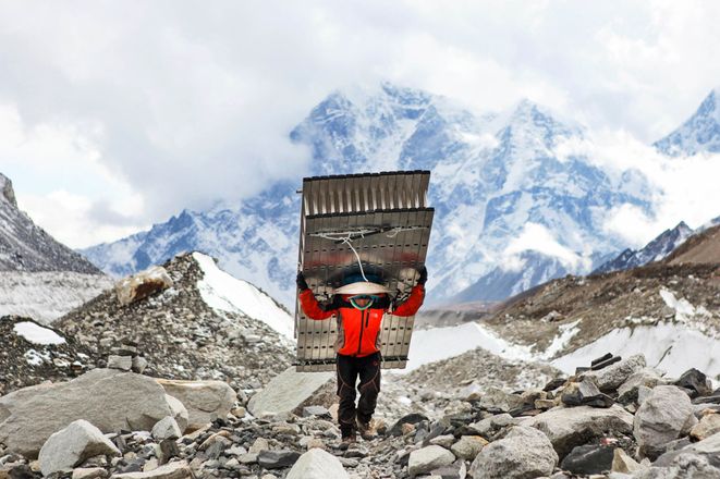 orang sherpa inginkan pekerjaan lain 436