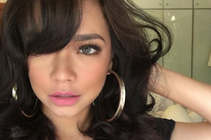 pakai kain jarang di pagi raya nora danish dihentam 1