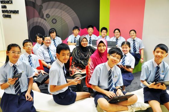 pelajar sekolah di singapura