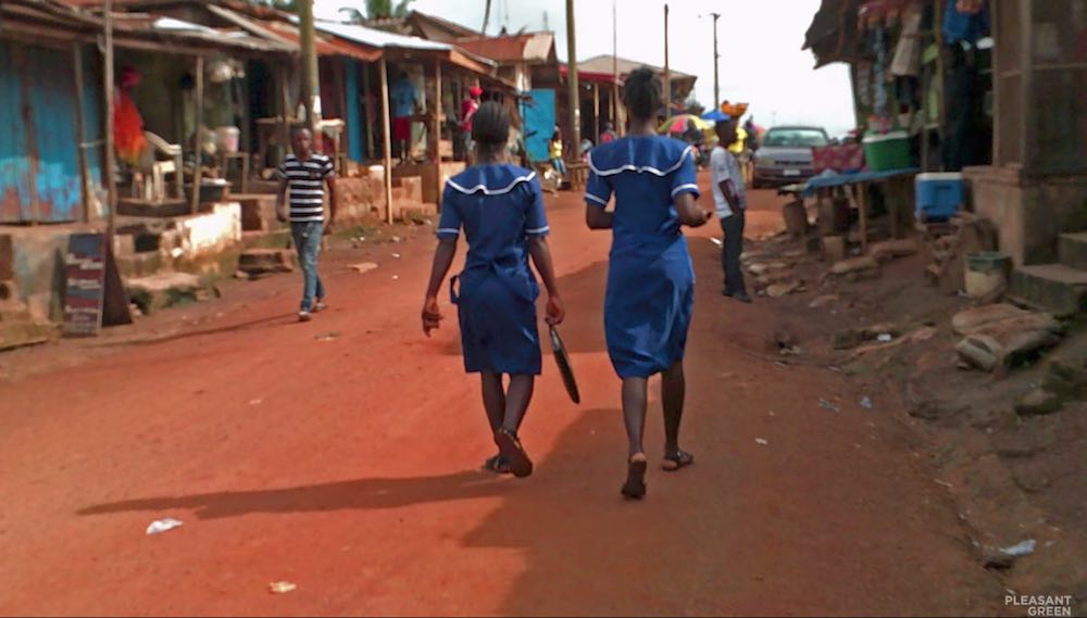 pemandangan perumahan slum liberia