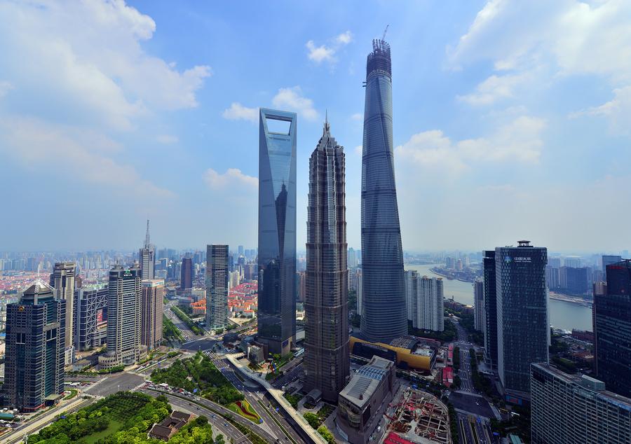 pencakar langit di china