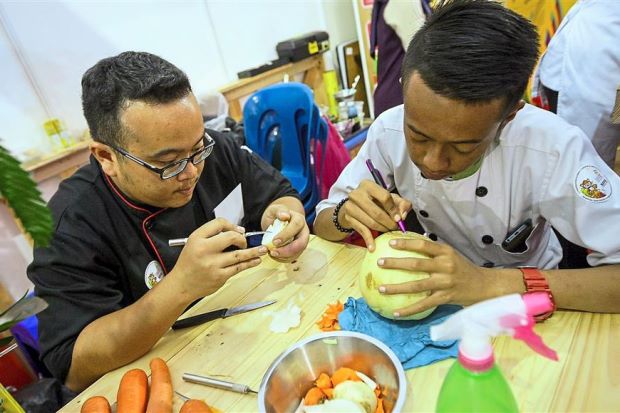 pengangguran anak muda pekerjaan