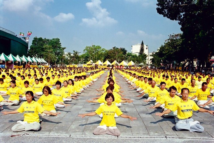 pengikut falun gong