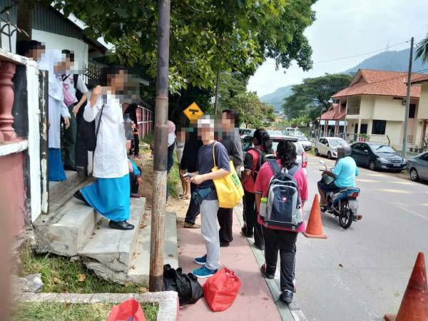 penyebaran bible pelajar sekolah pulau pinang