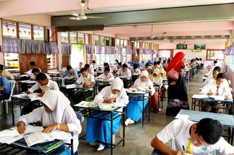 peperiksaan awam sekolah menengah