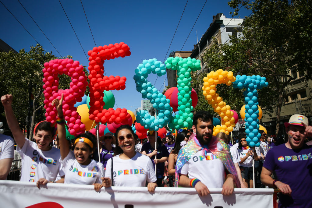 perarakan lgbt contoh gerakan yang berjaya