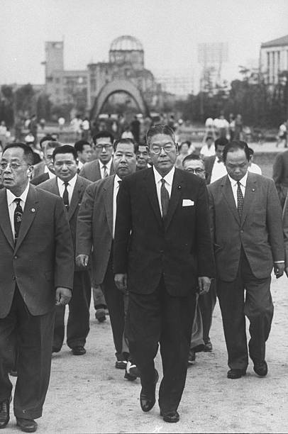 perdana menteri jepun ke 38 hayato ikeda 2