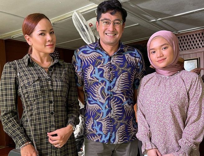 perisik cinta tak diundang episod