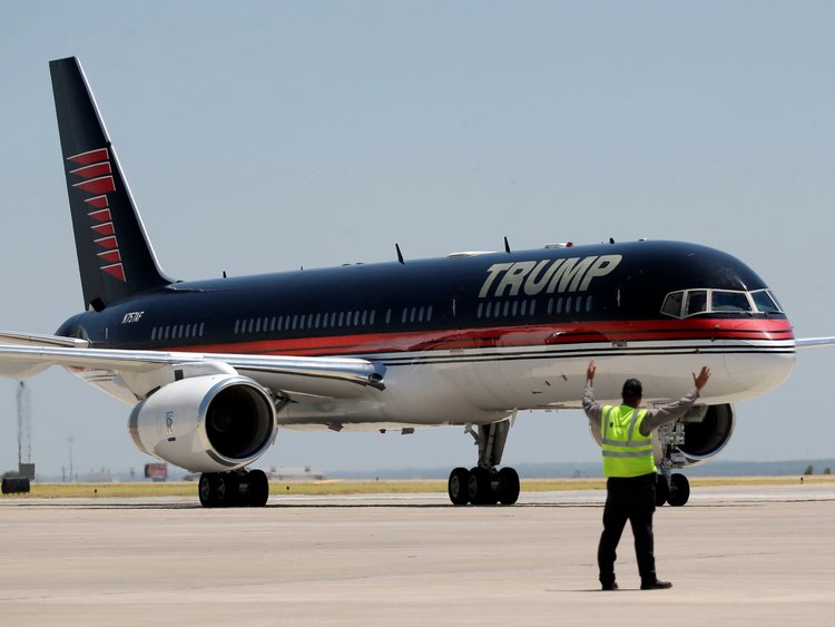 pesawat peribadi boeing 757 donald trump