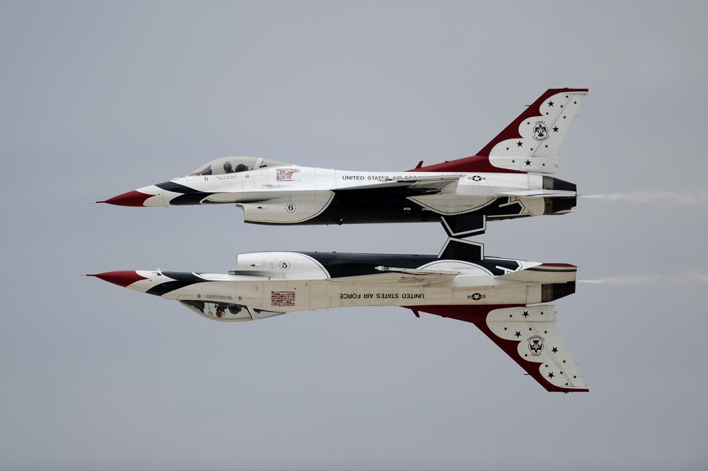 pesawat thunderbirds usaf