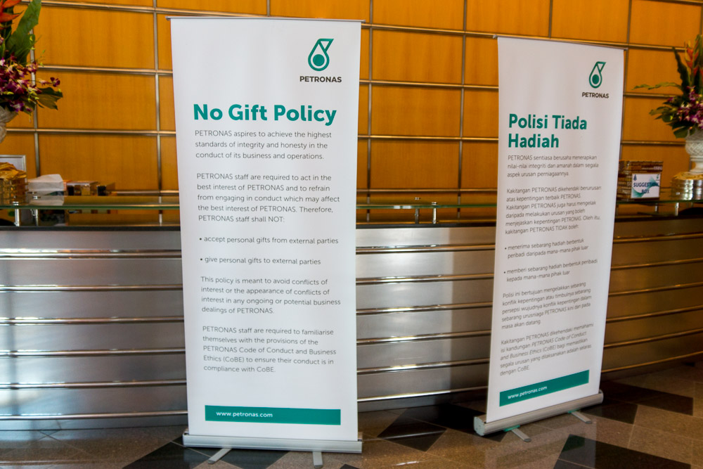 petronas no t policy perlu dicontohi