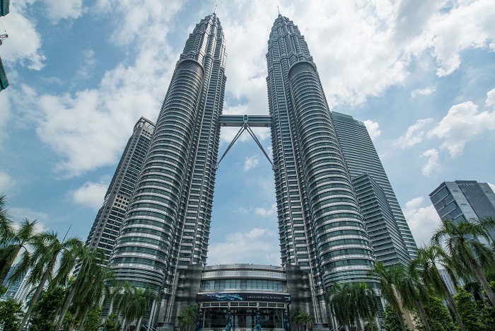 petronas towers 2013 2