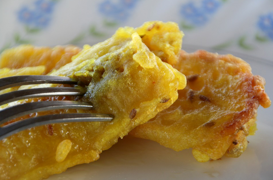 pisang goreng ranggup