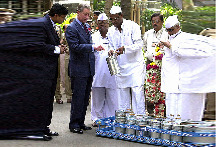 prince charles melawat dabbawala