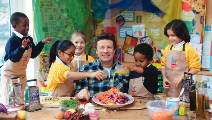 projek kebun dapur jamie oliver di sekolah yang merupakan kurikulum wajib