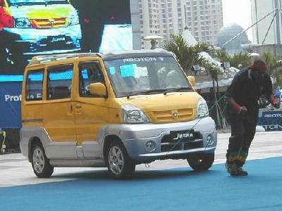 proton juara legenda permotoran