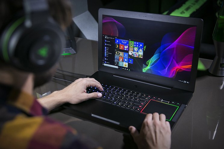 razer blade pro laptop gaming paling power 2