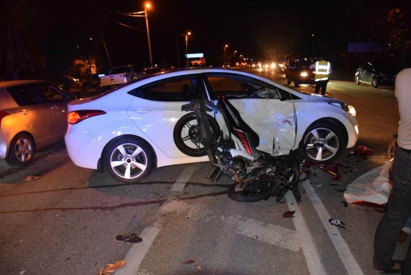 remaja temui ajal langgar kereta buat pusingan u di kuantan