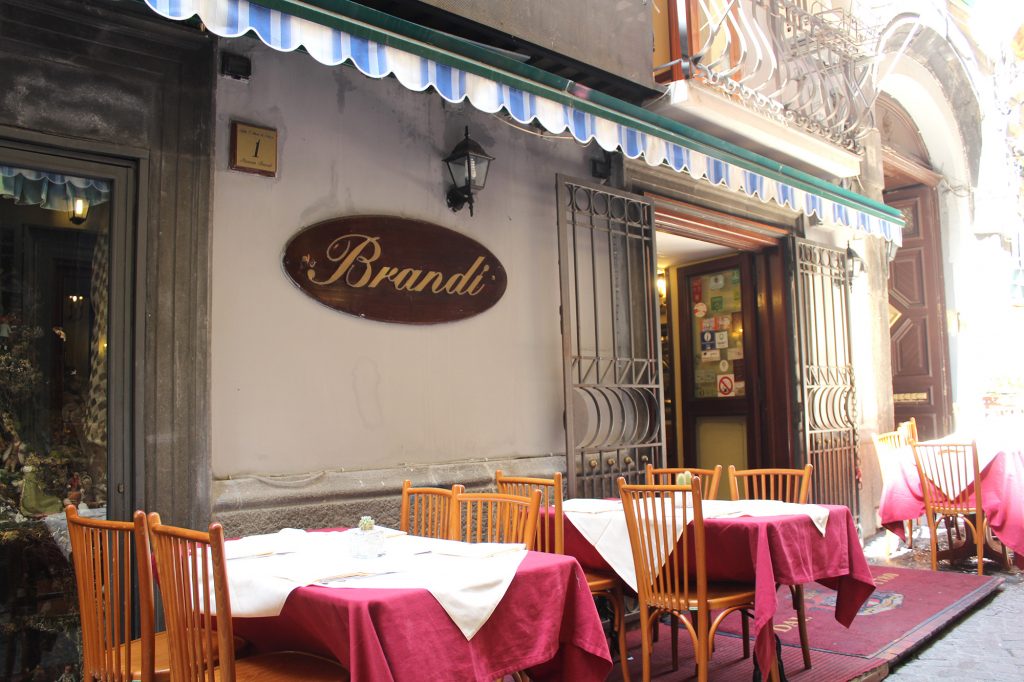 restoran pizzeria brandi di naples