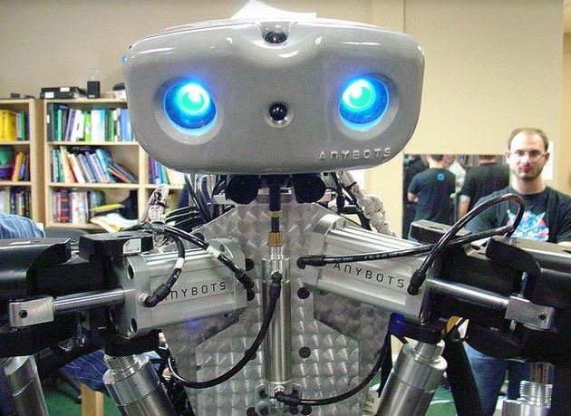 robot yang digunakan untuk mencabut gigi