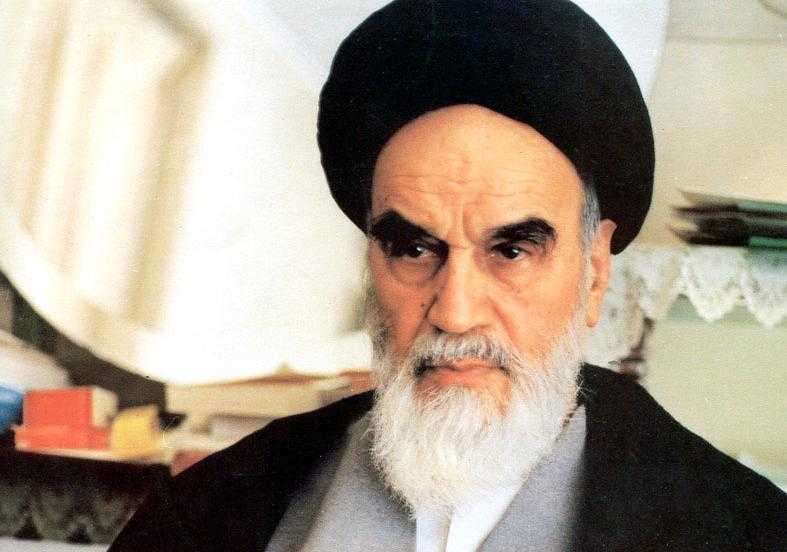 ruhollah khomeini pemimpin tertinggi iran pertama