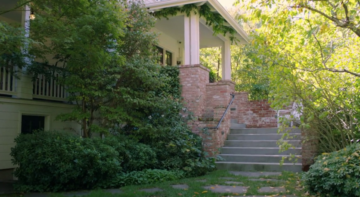 rumah bungalow mark zuckerberg