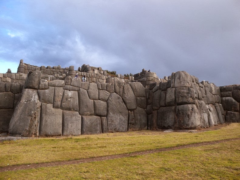 sacsayhuaman 98o8