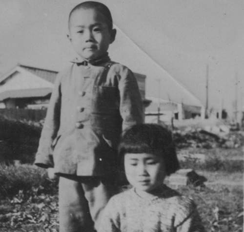 sadako sasaki bersama abangnya masahiro