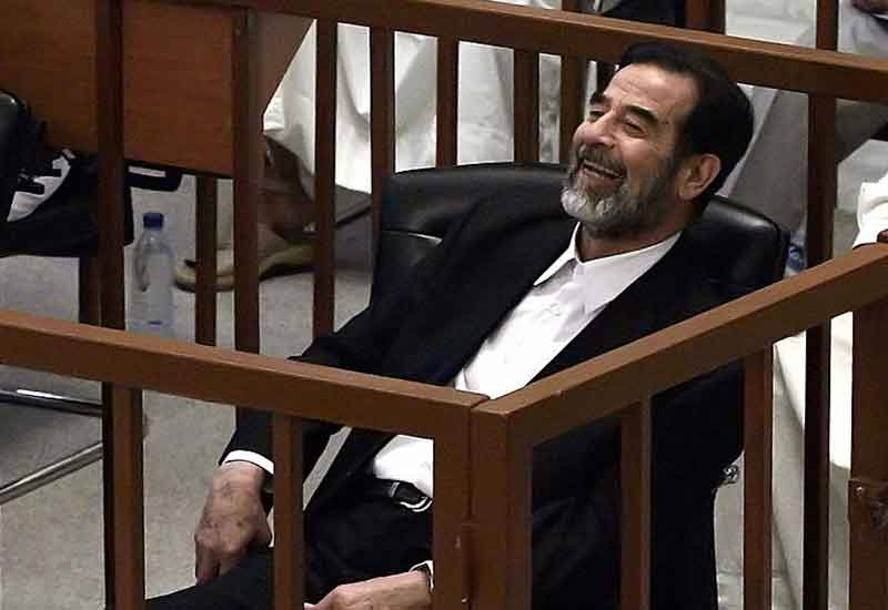 saddam hussein dibicarakan dimahkamah 607