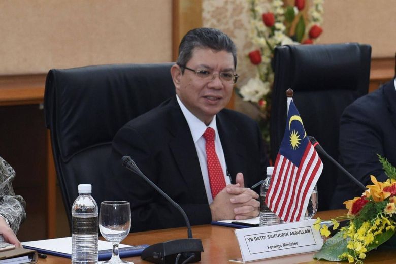 saifuddin abdullah bekas menteri luar