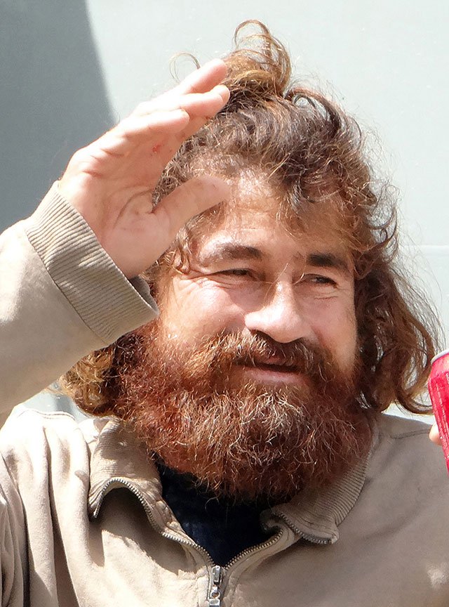 salvador alvarenga sesat di lautan selama 438 hari 5bu51