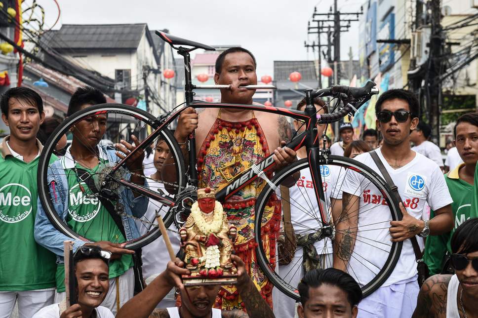 sambutan perayaan pelik di thailand