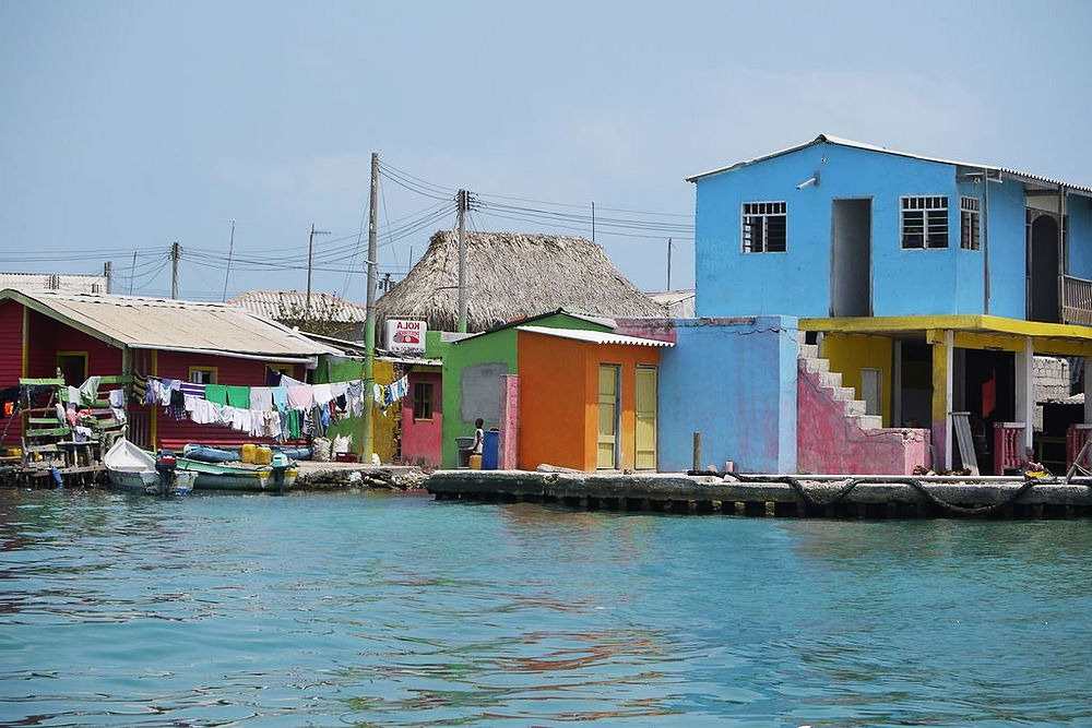 santa cruz del islote pulau terpadat di dunia 3