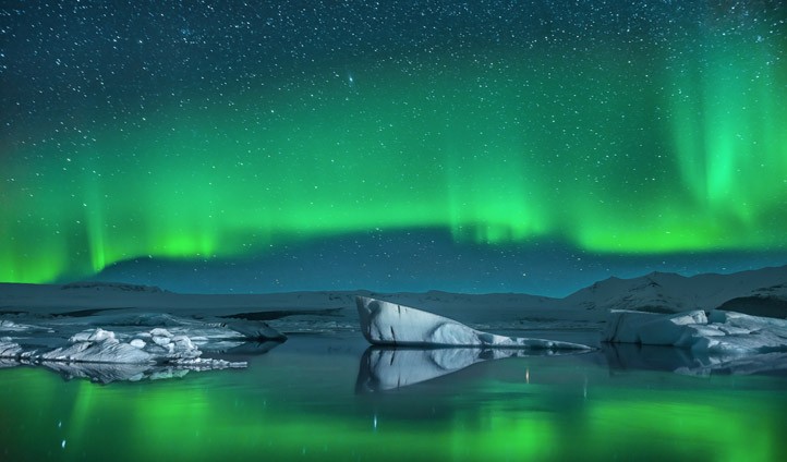 satu warna aurora borealis australis