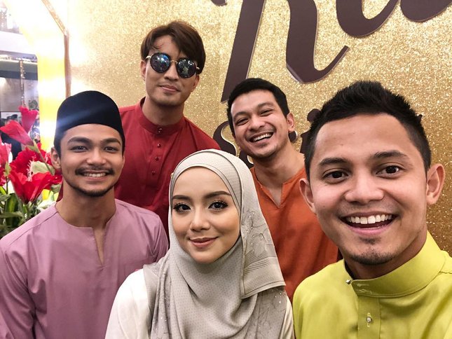 saya berkongsi idea dengan mira syafiq kyle 2