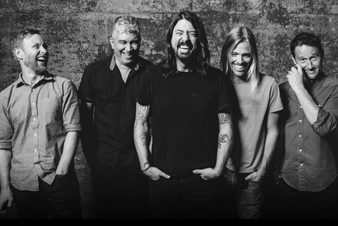 sejarah nama band foo fighters 2