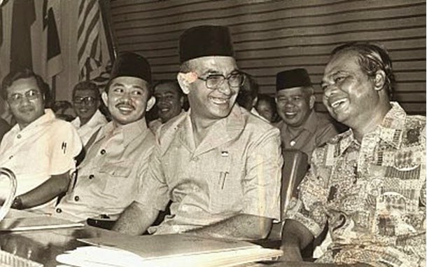 sejarah penubuhan umno tun hussein onn