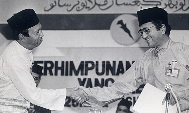 sejarah penubuhan umno tun mahathir mohamad