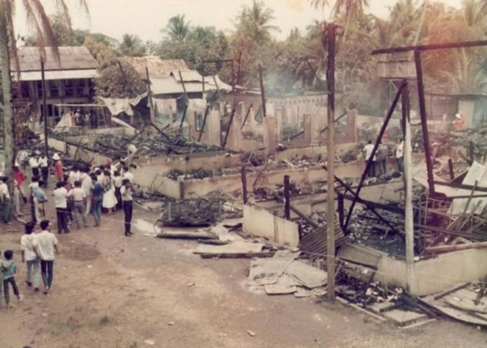 sekolah pondok terbakar