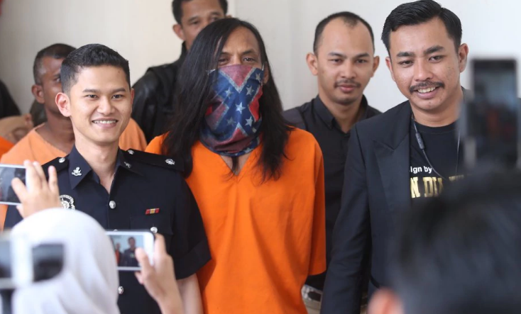 selepas sofi jikan dua lagi artis dipanggil polis