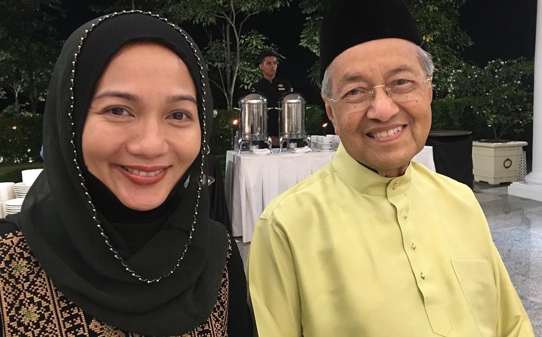 sheila majid berhijab di sebelah tun m ini kenyataannya 1