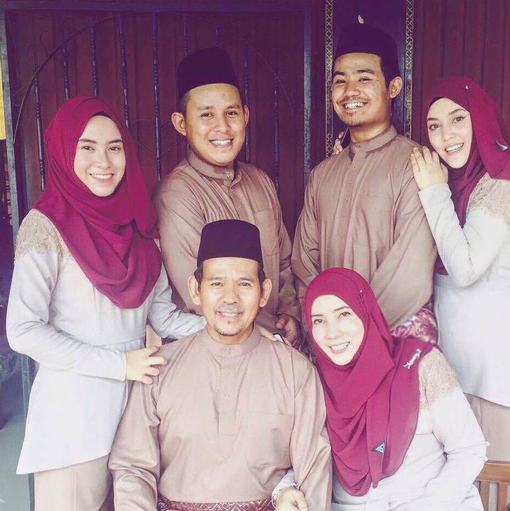 shila amzah family 50028